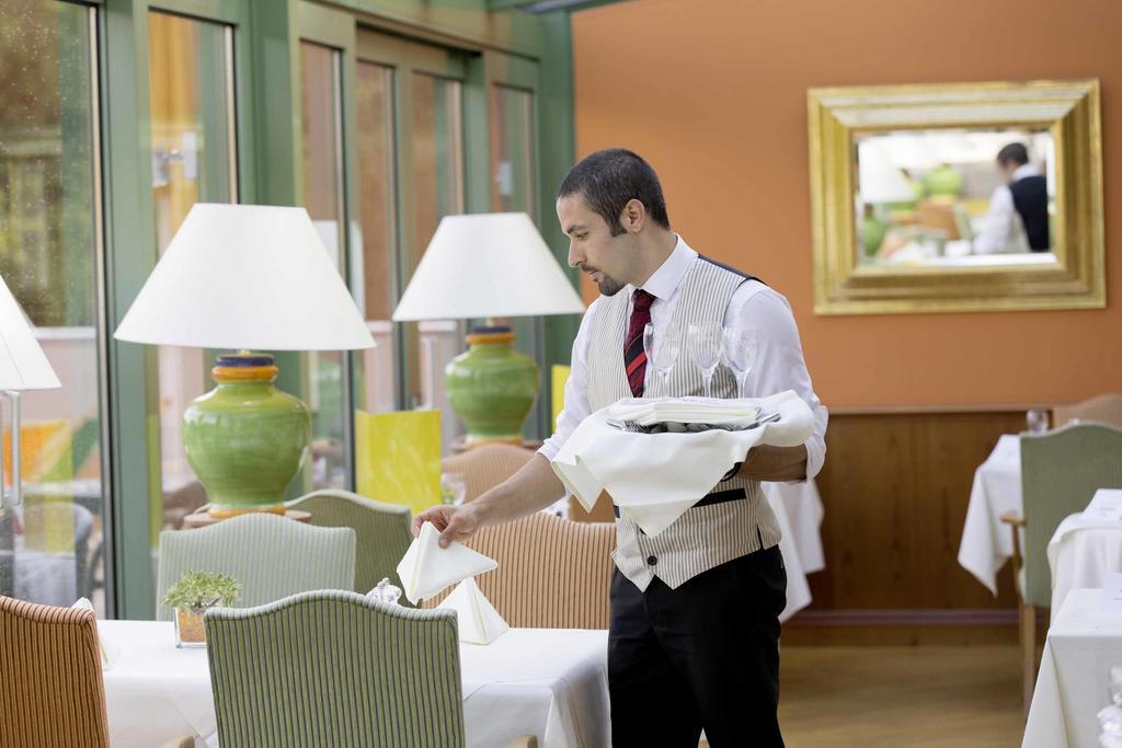 Hotel Pfalzblick Dahn Bagian luar foto