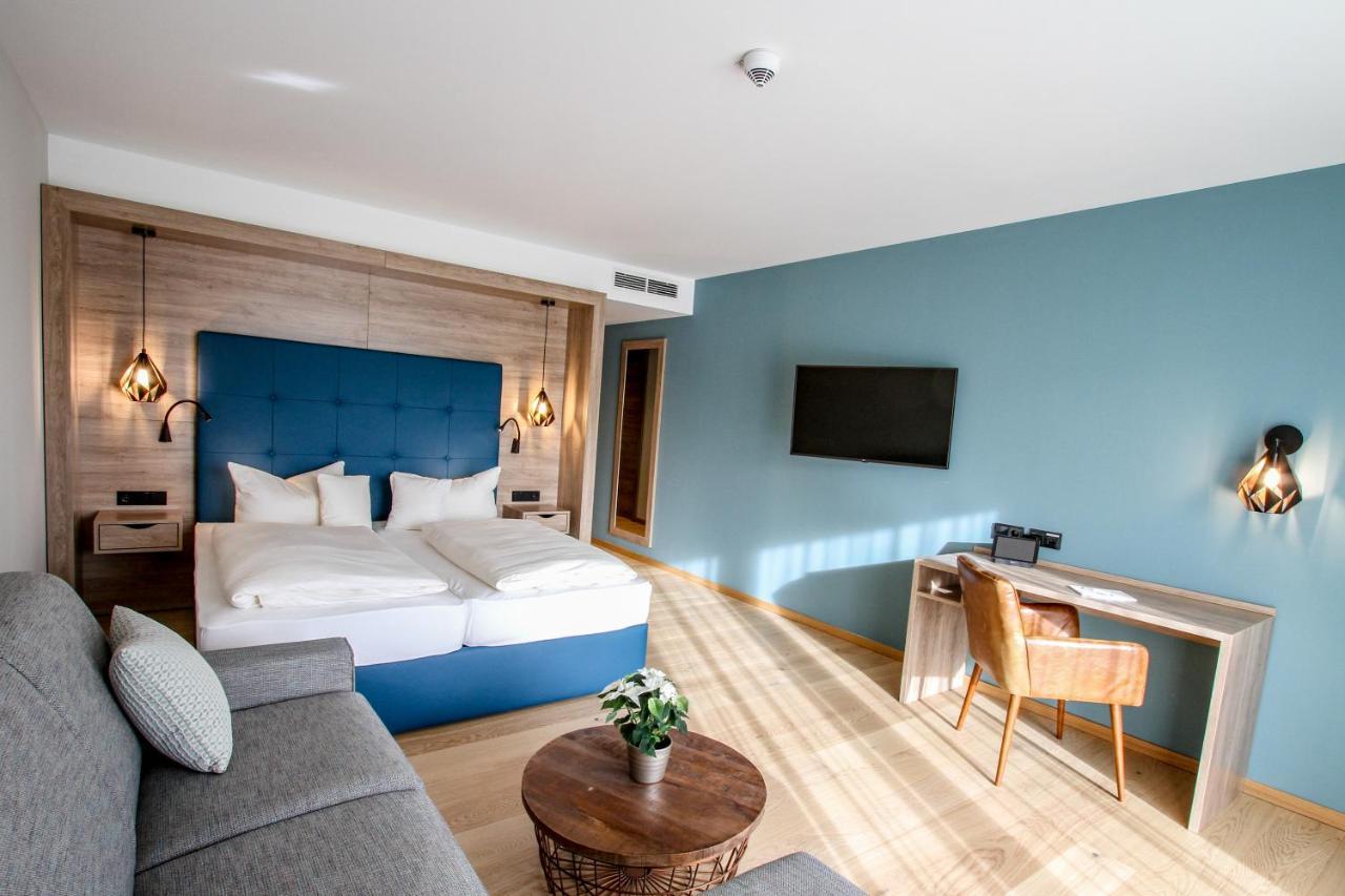 Hotel Pfalzblick Dahn Bagian luar foto